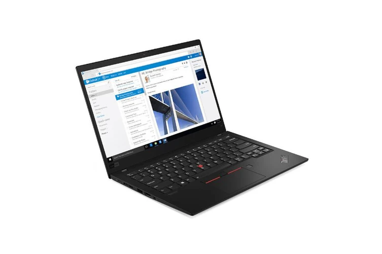 Lenovo Thinkpad X1 Carbon 7th Gen| Refurbished (Grade B)