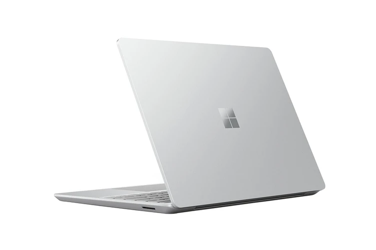Microsoft Surface Go 2 12.4” Touchscreen i5